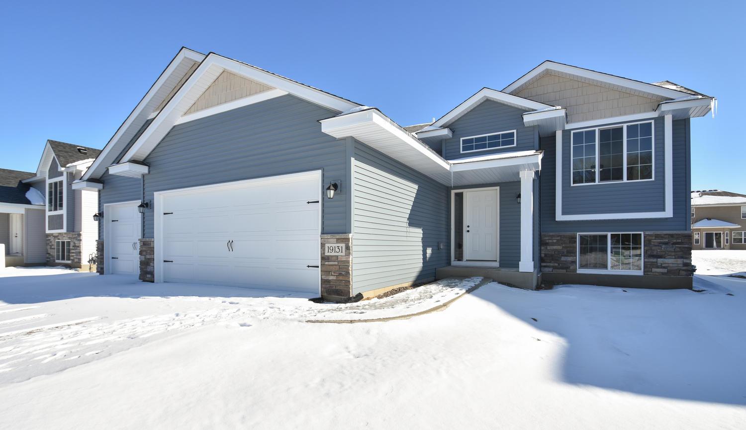 Regenscheid Custom Homes - Elk River, MN