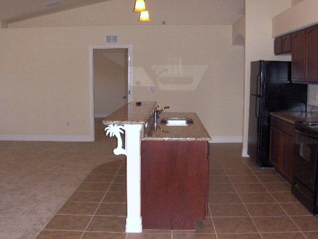 casa en Native Homes of Brevard Inc. por Native Homes of Brevard Inc.