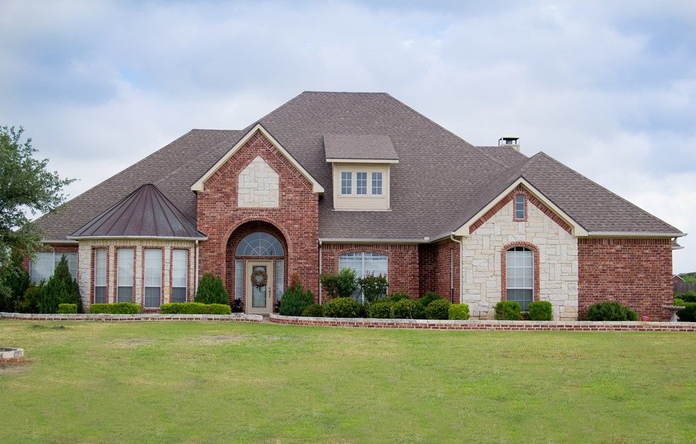 casa en Security Custom Homes por Security Custom Homes
