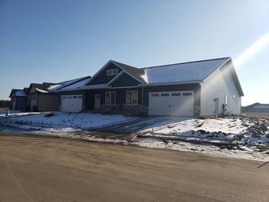 Montgomery Home Builders Inc. - Springfield, IL