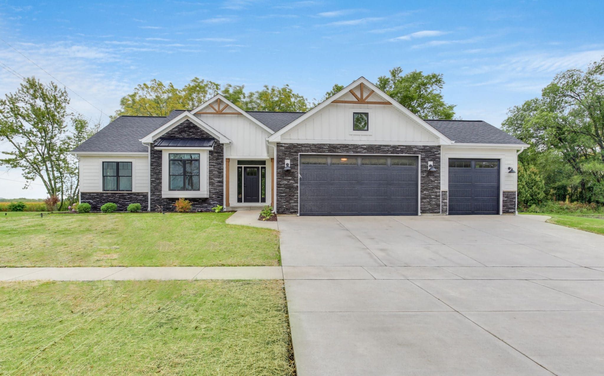 casa en Whitetail Ridge por Bear Homes
