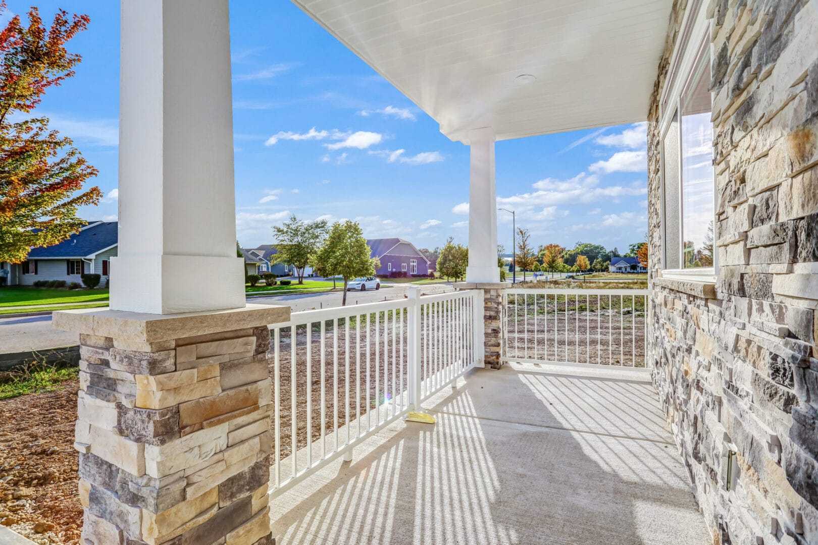 casa en Sun Pointe Village por Bear Homes