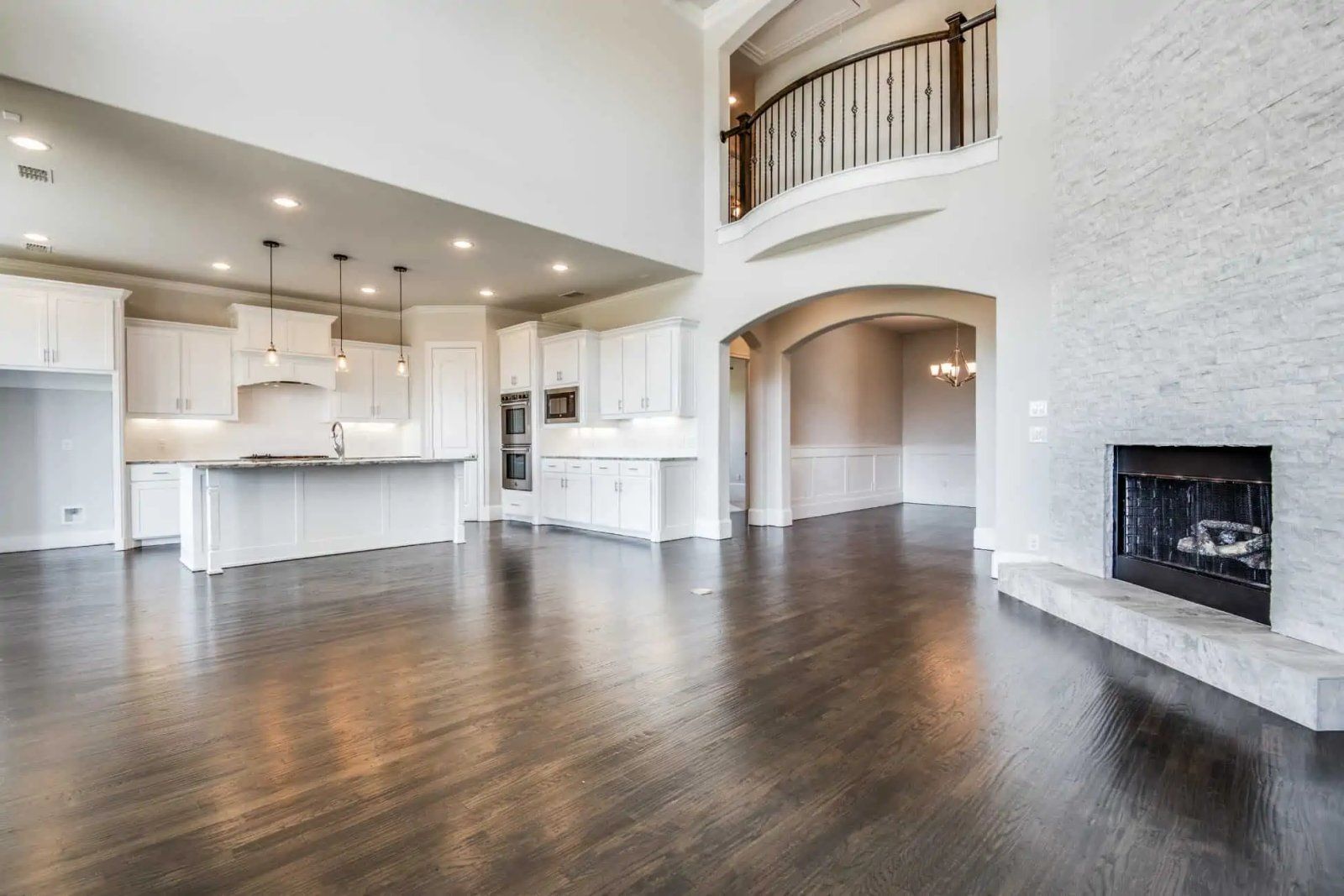 casa en The Bridges At Preston Crossing por Gutman Custom Homes
