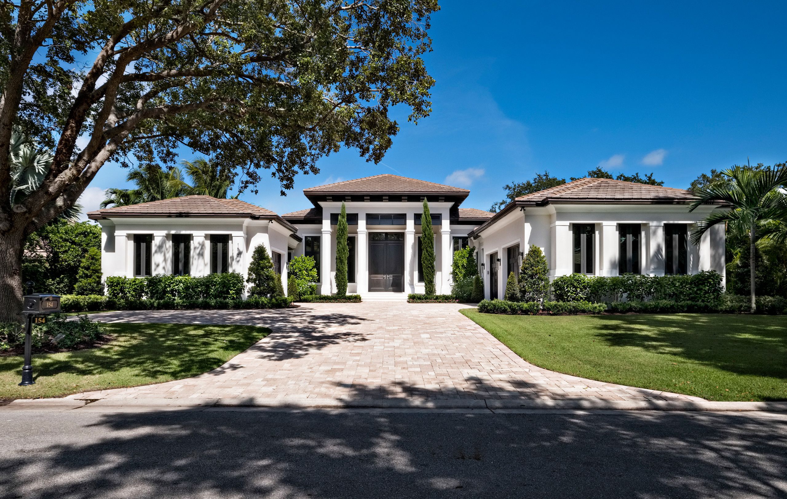 casa en Admirals Cove por PB Built