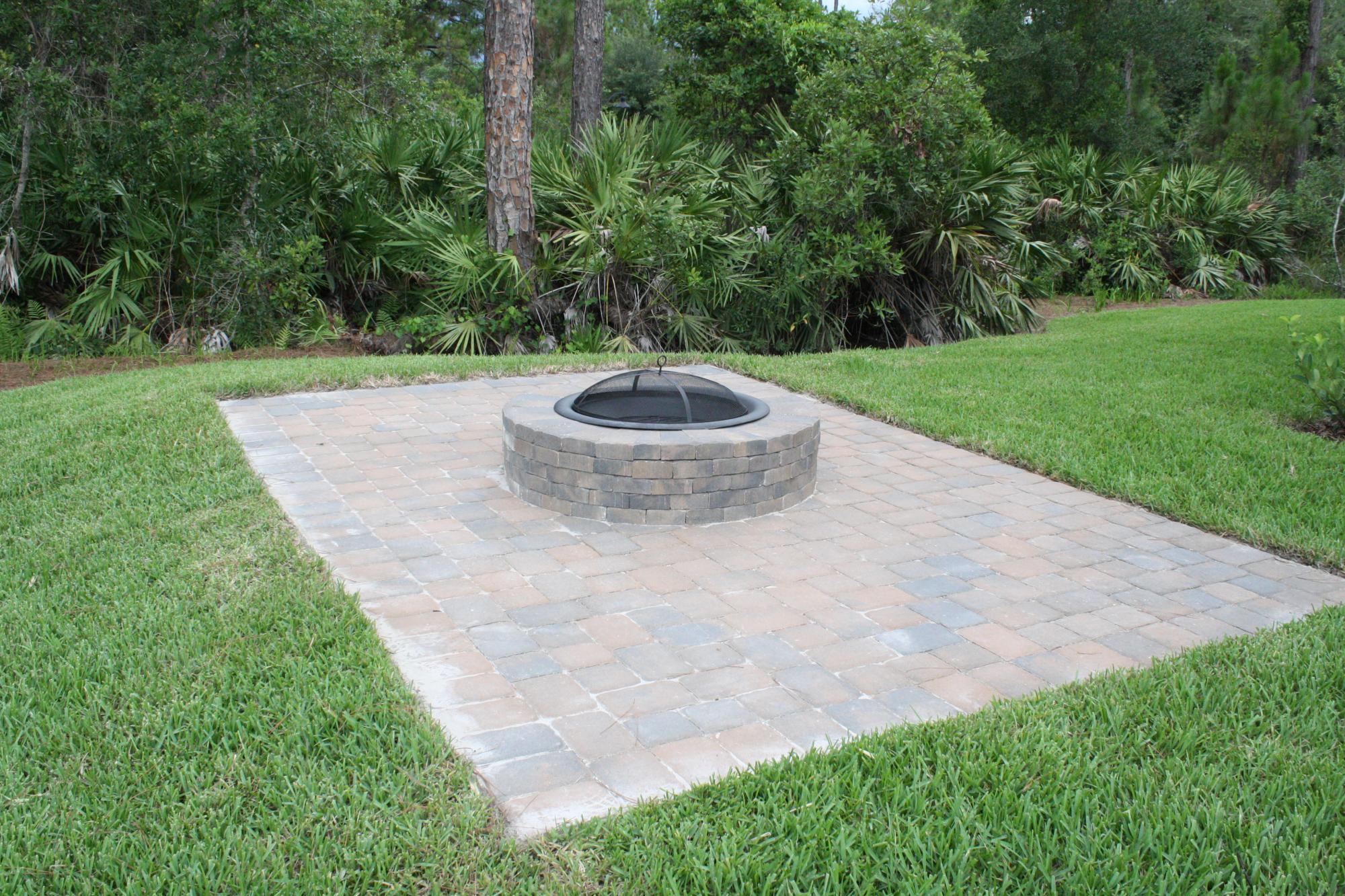 Pools & Outdoor Living Photo Gallery - Saint Cloud, FL
