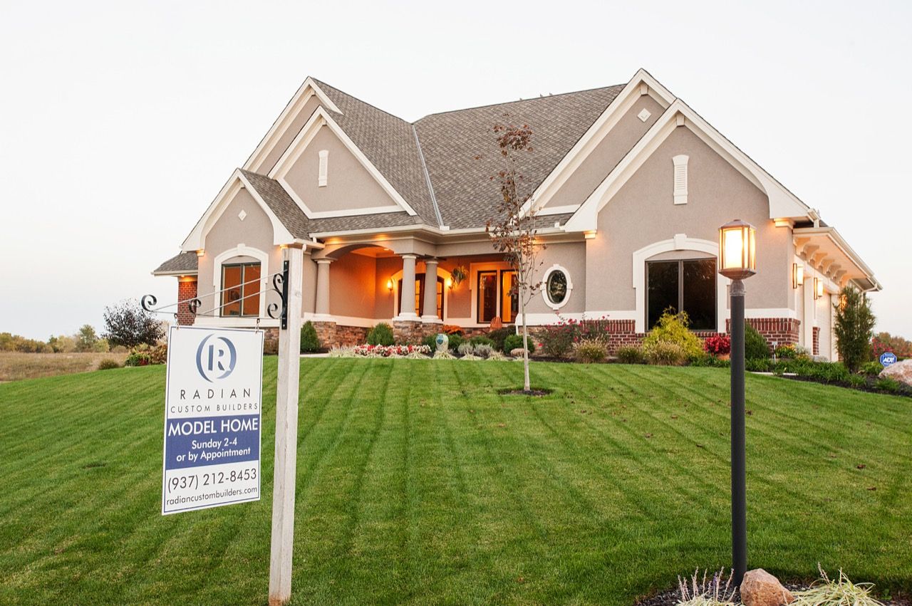 casa en Radian Custom Builders por Radian Custom Builders