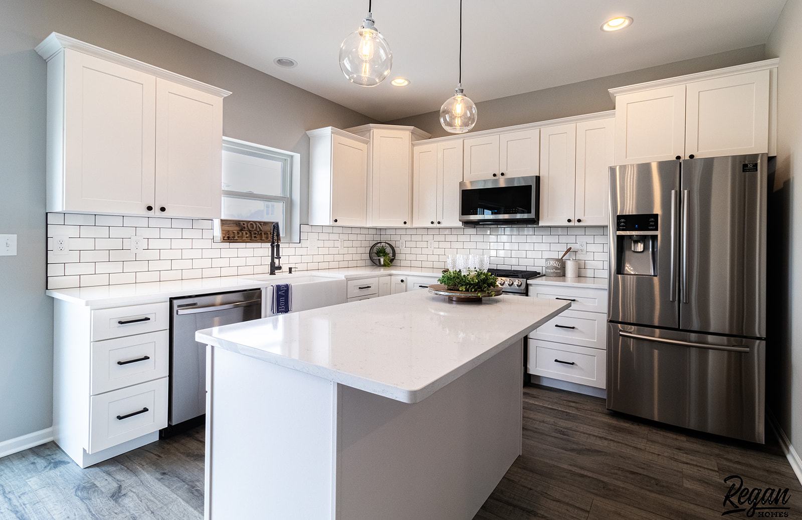 casa en Regan Homes por Regan Homes