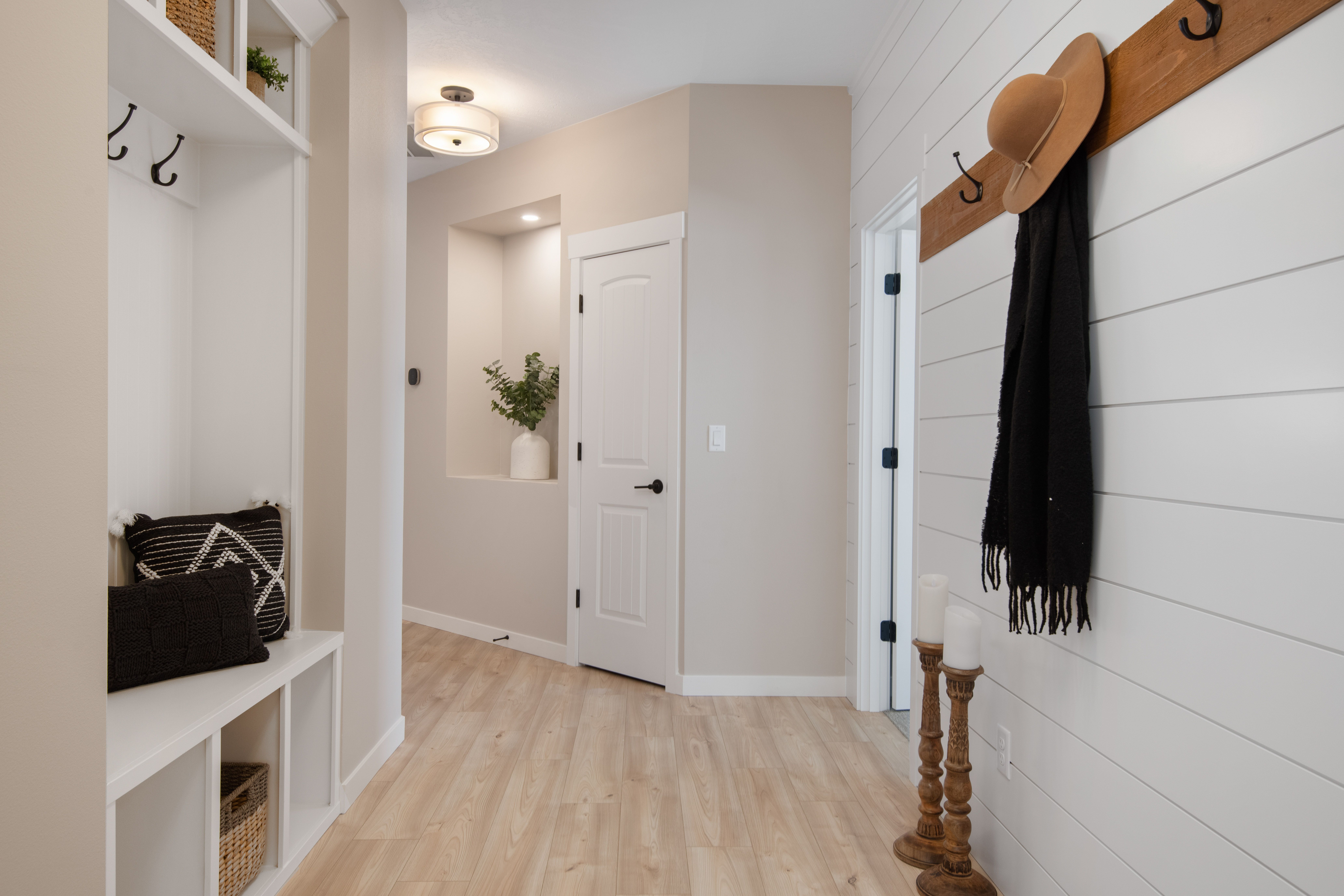 Apple Valley por Titan Homes LLC en Richland Washington