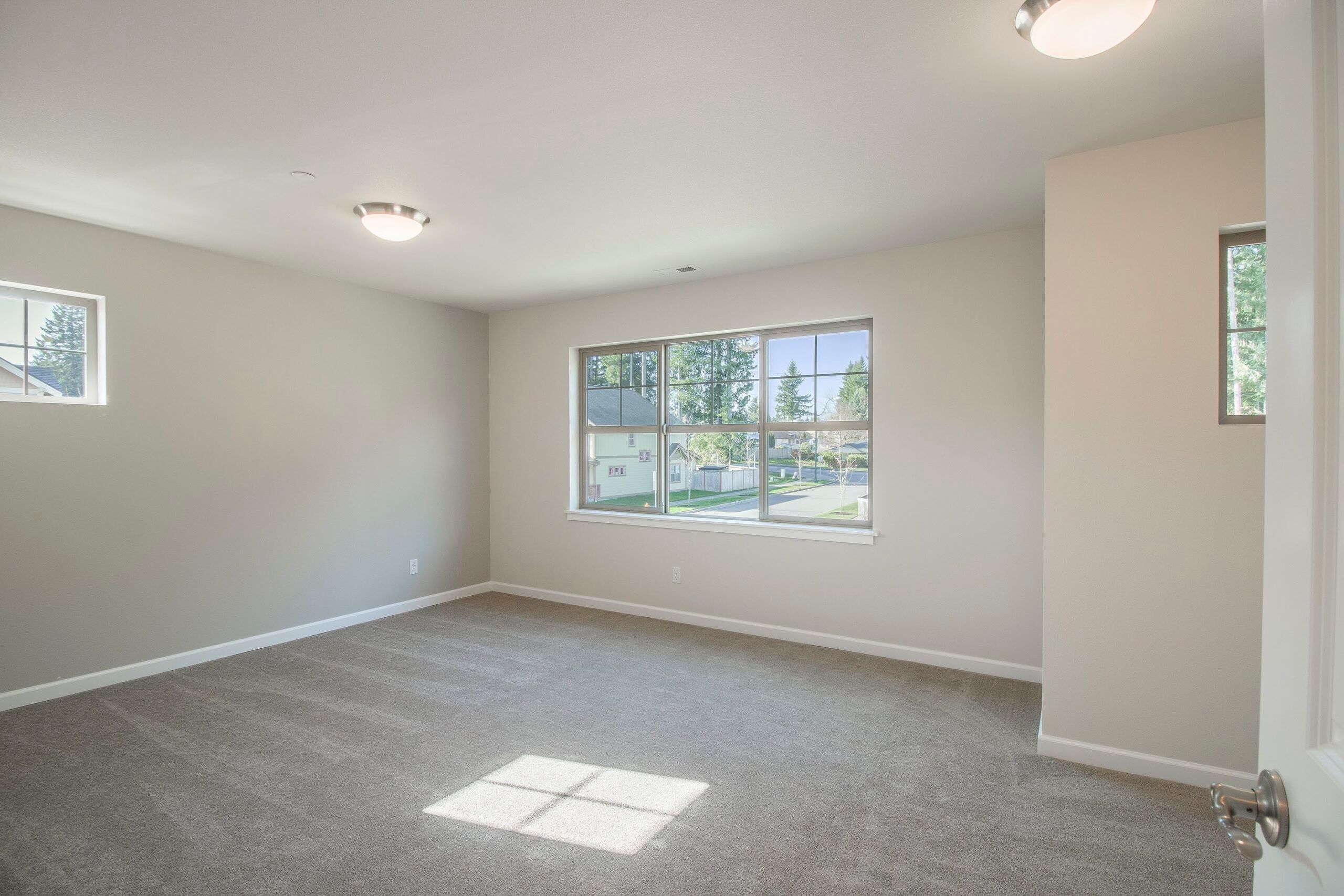 casa en The Village at Mill Pond por The Village at Mill Pond