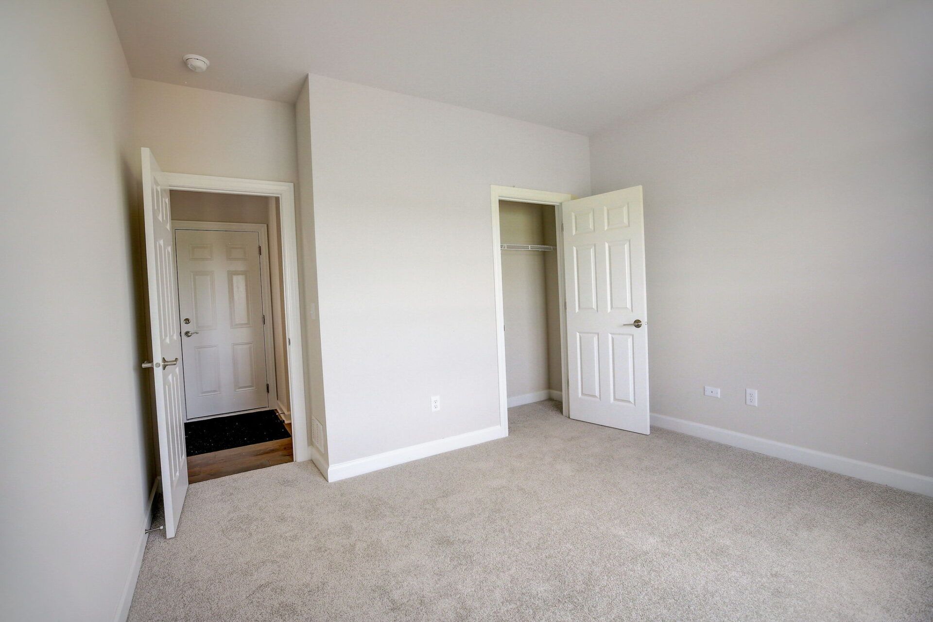 1790 Ridgeway Point Lake Geneva. Lake Geneva, WI 53147