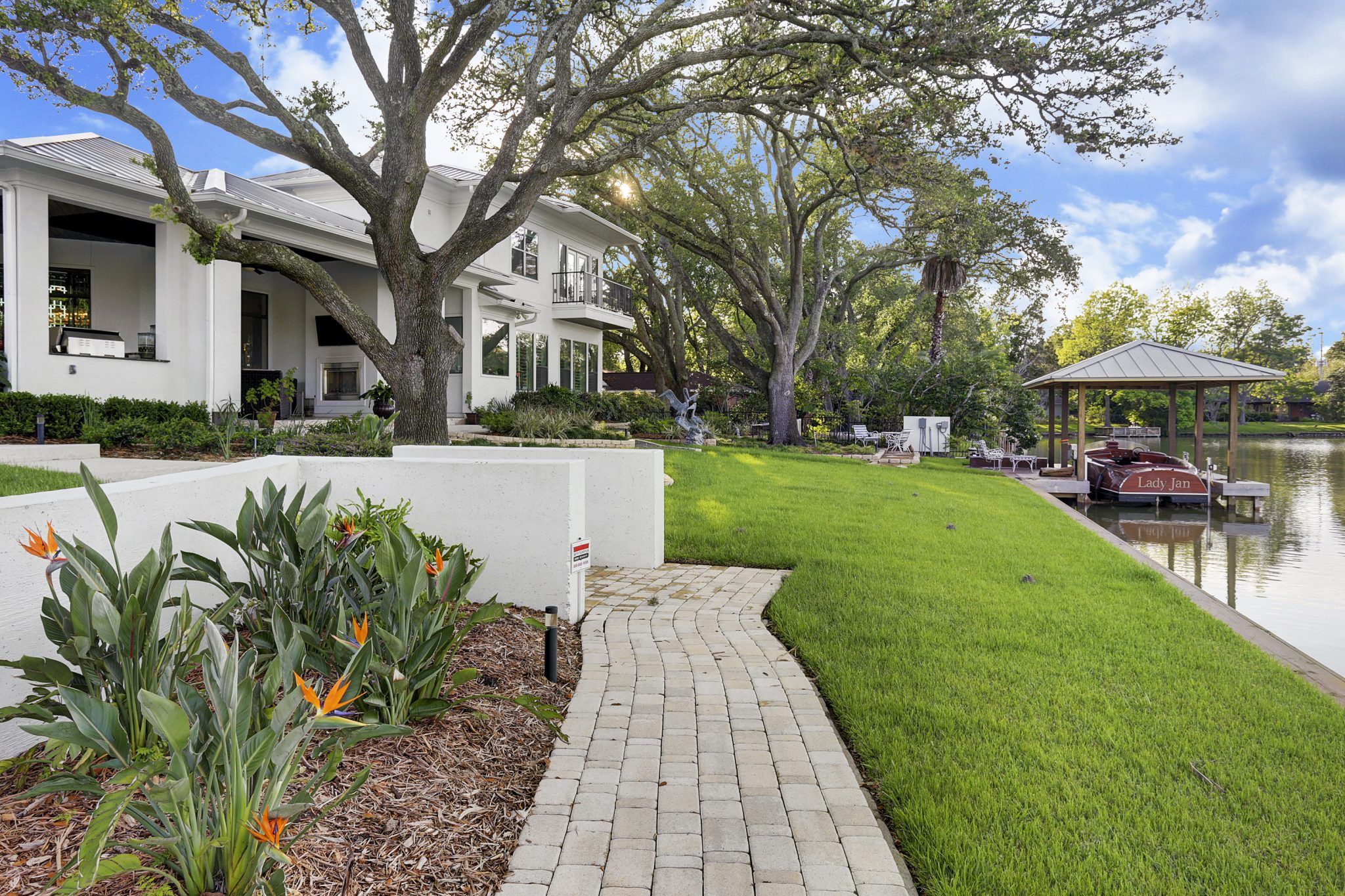 Sterling Classic Homes por Sterling Classic Homes en Houston Texas
