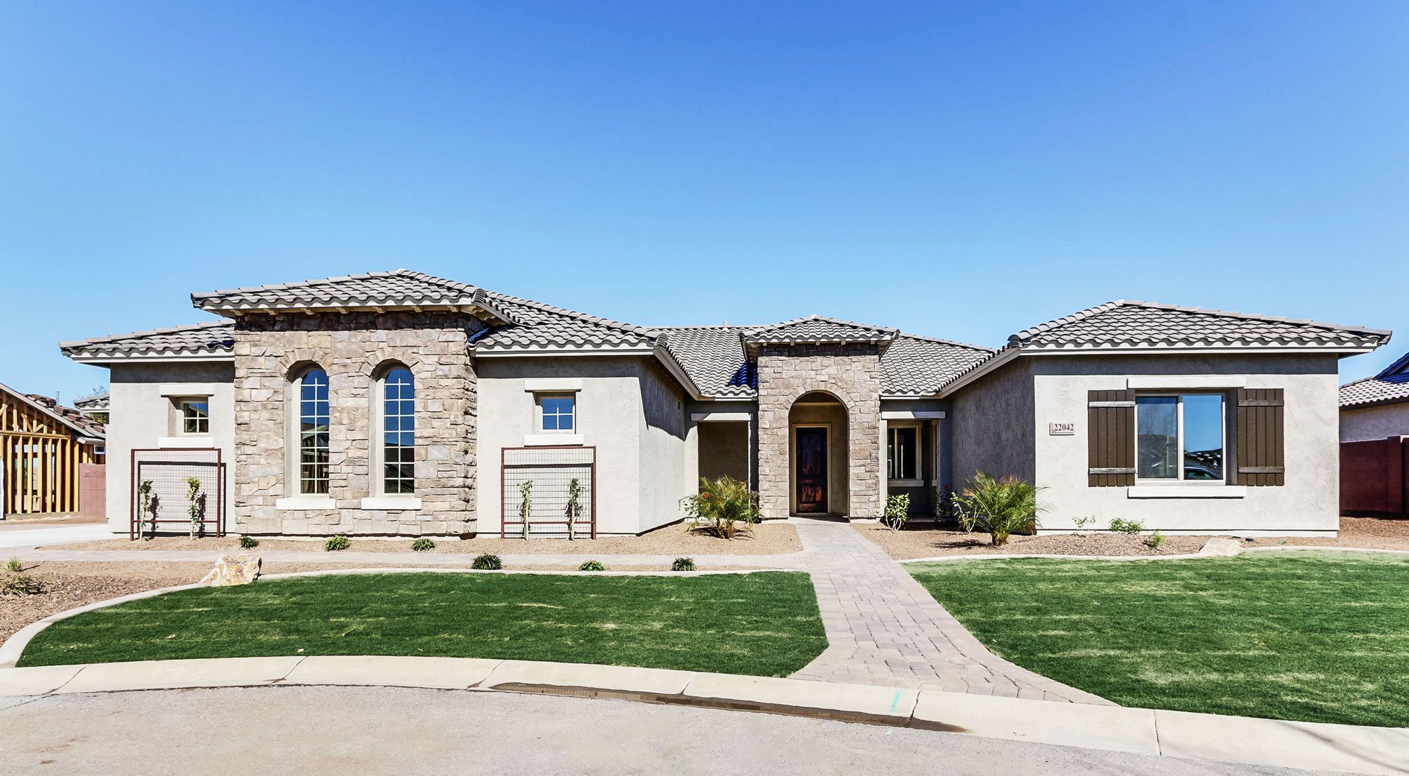 Estates At Mcdowell por Newport Homes en Phoenix-Mesa Arizona
