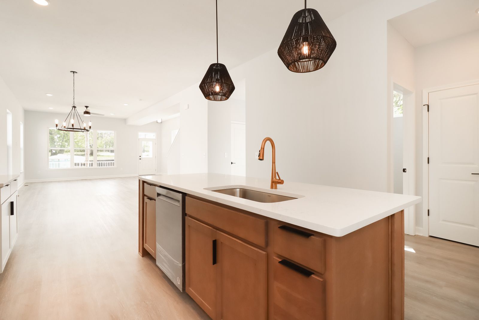 casa en Circle North por Knez Homes