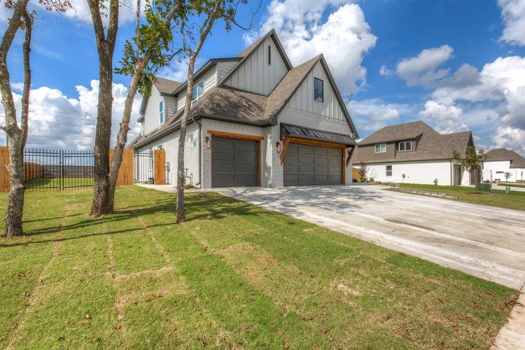 casa en Torrey Lakes por Lee Signature Properties