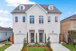 325 327 Focis ST Townhomes