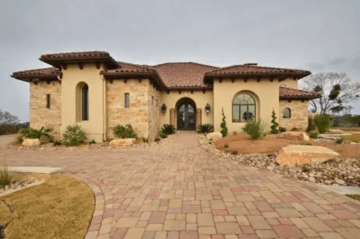casa en Gregory Sells Custom Homes por Gregory Sells Custom Homes