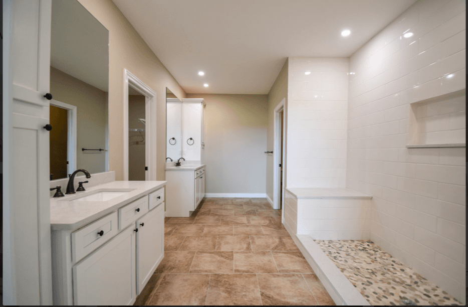 casa en J&A Homes LLC por J&A Homes LLC