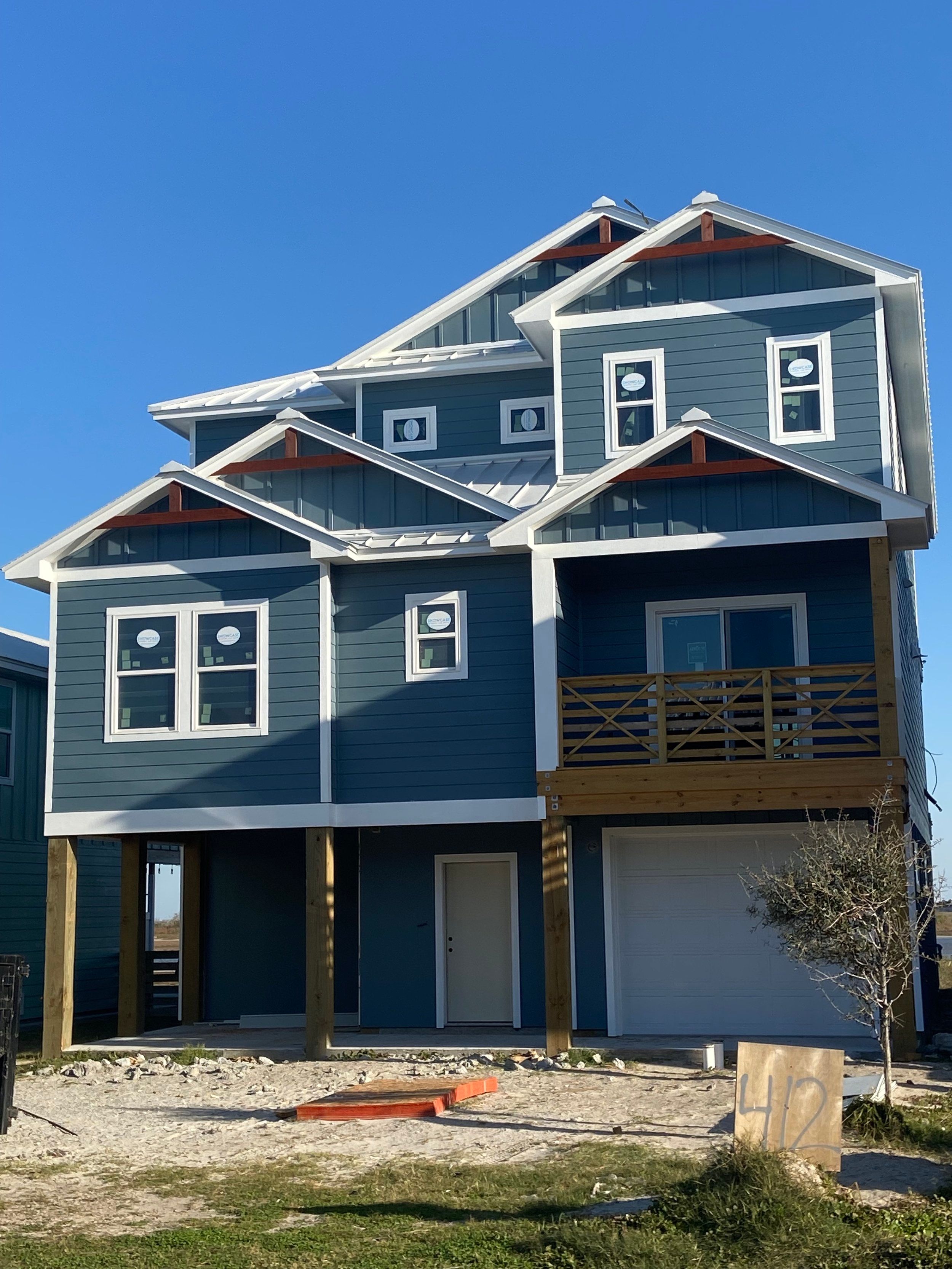 Clint Tucker Homes por Clint Tucker Homes en Corpus Christi Texas