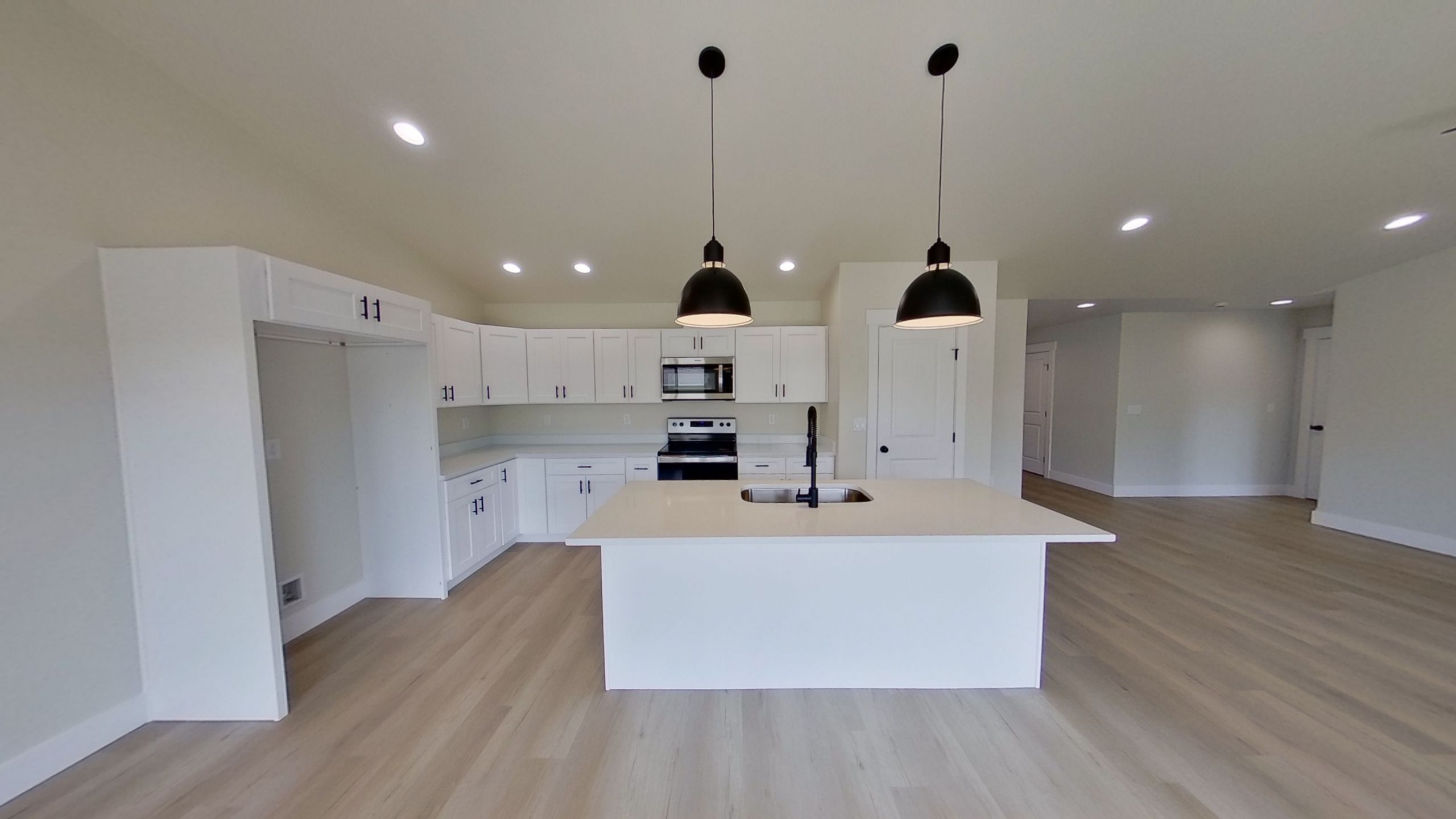 Real Homes - : Wenatchee, WA