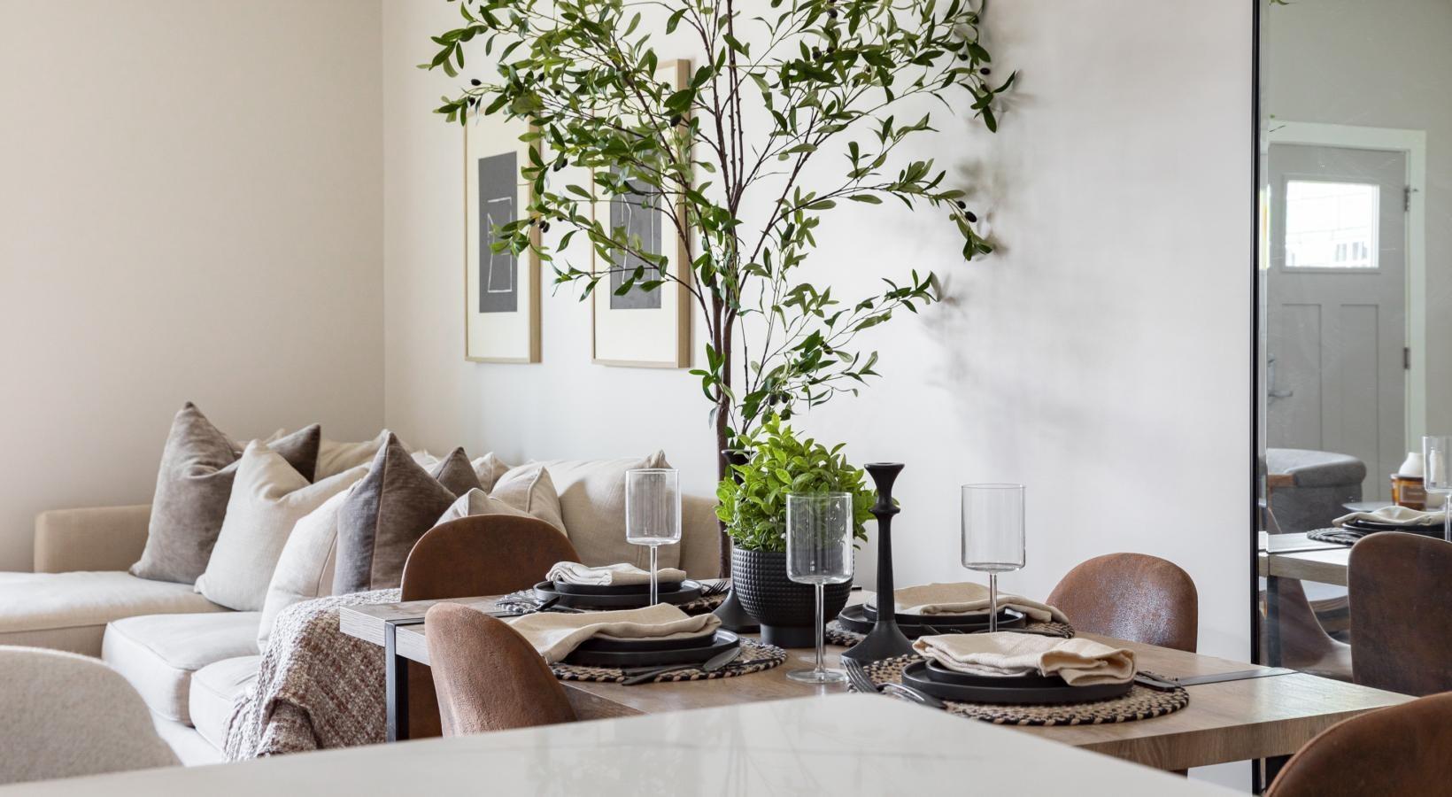 casa en Hudson West Luxury Apartments por Rieger Homes, Inc.
