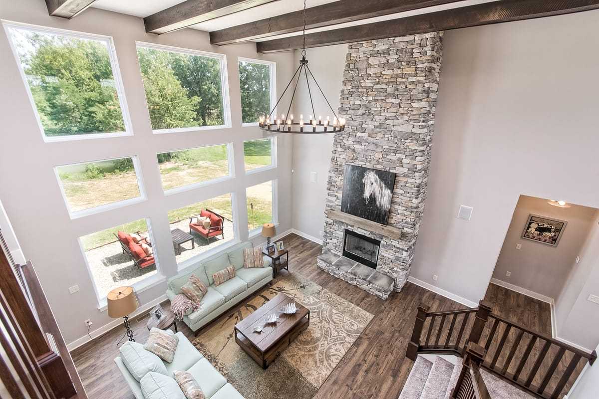 casa en Diyanni Homes por Diyanni Homes