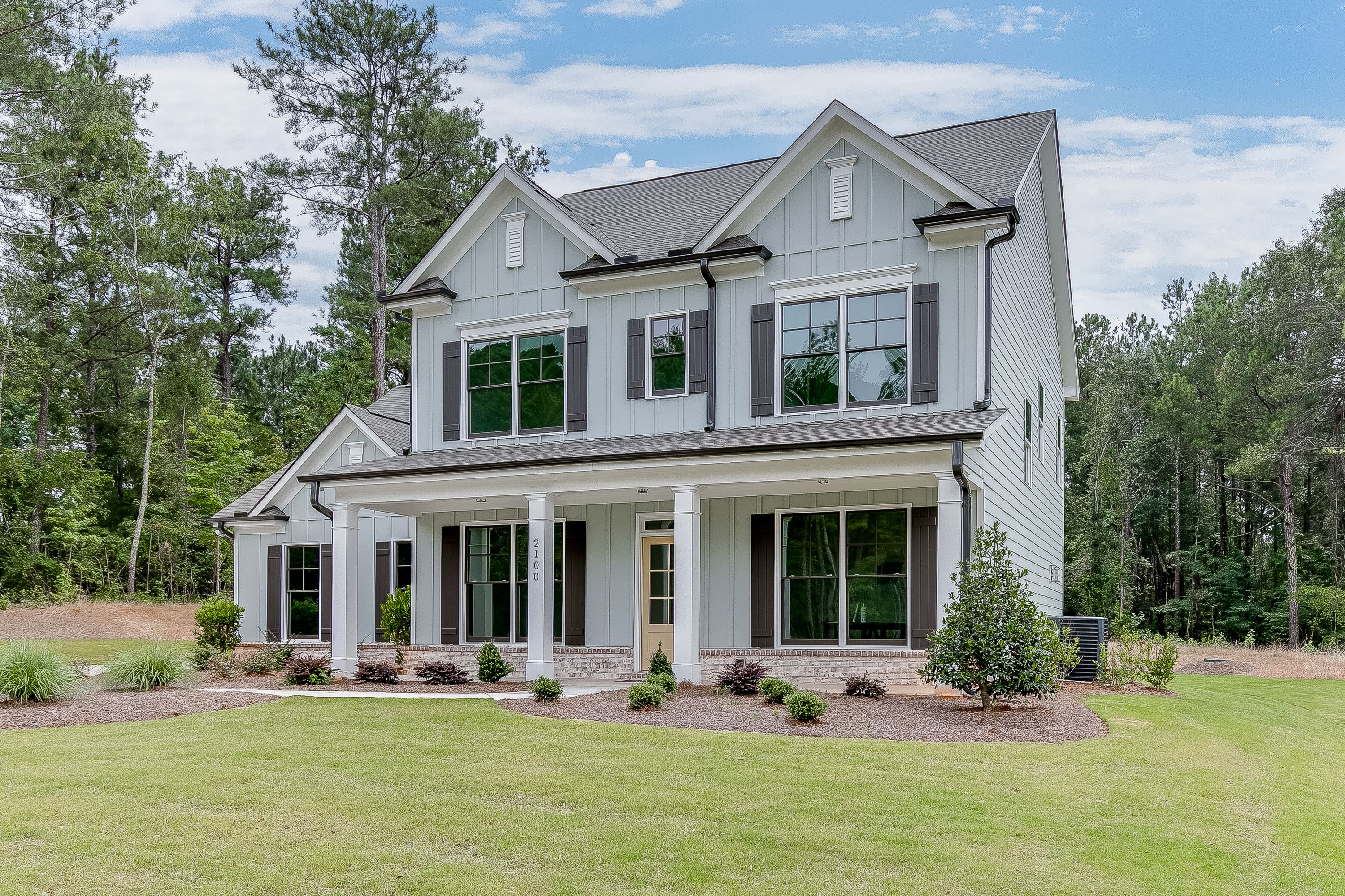 casa en Glen Cove por Heritage Group Homes, LLC