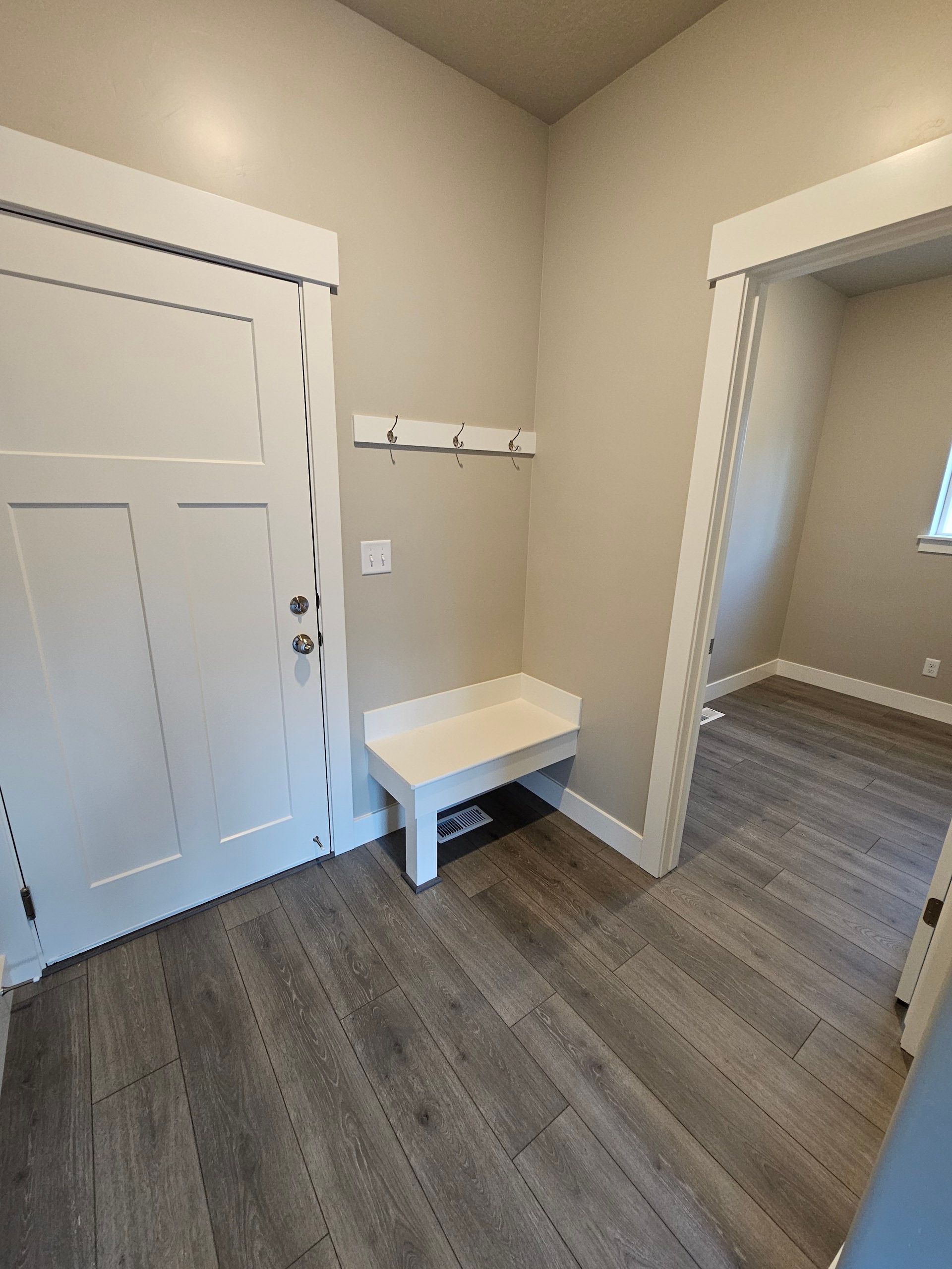 454 N 500 E Salem. Woodland Hills, UT 84653