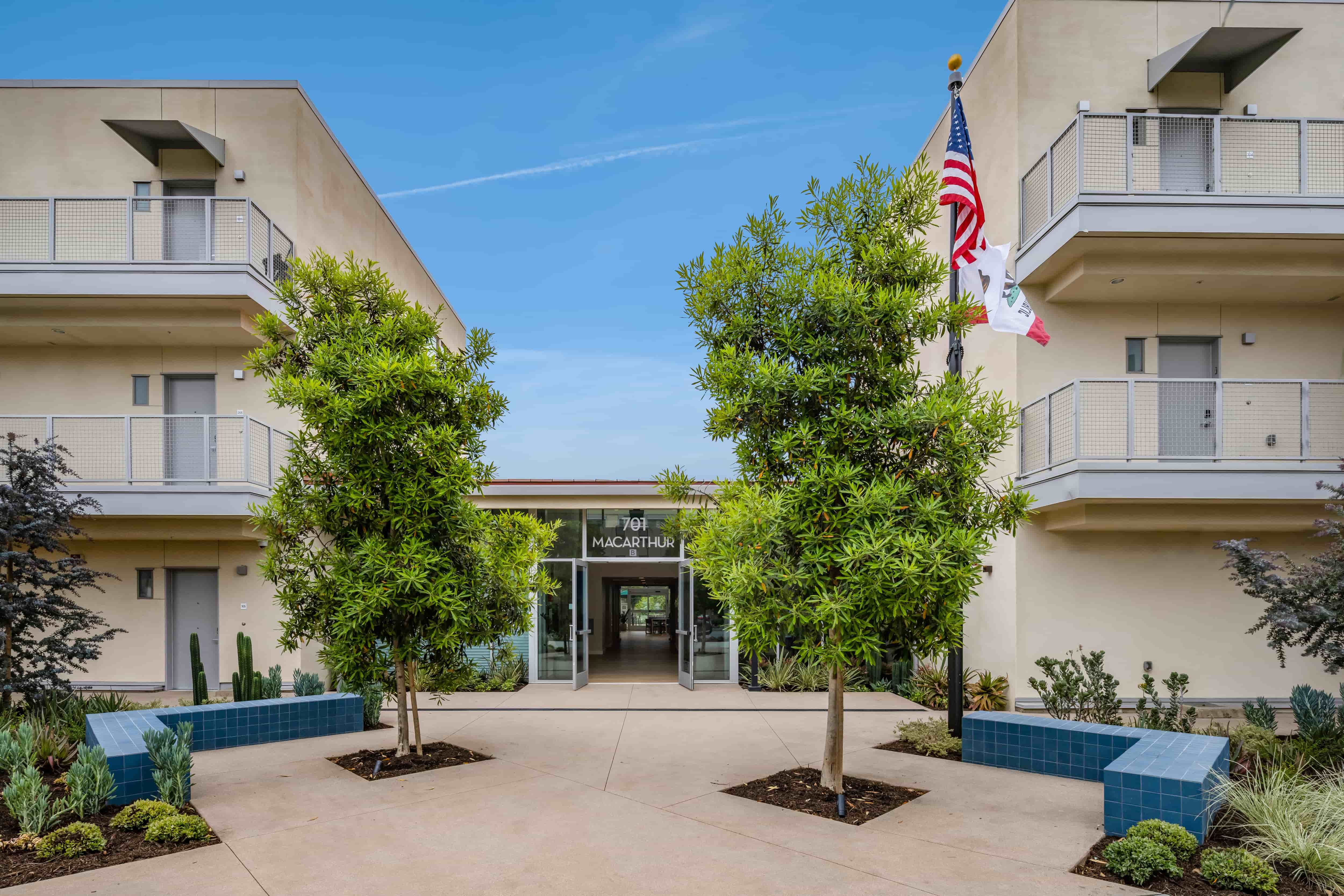 West LA VA Building 701 Macarthur Thomas Safran & Associates - Los Angeles, CA