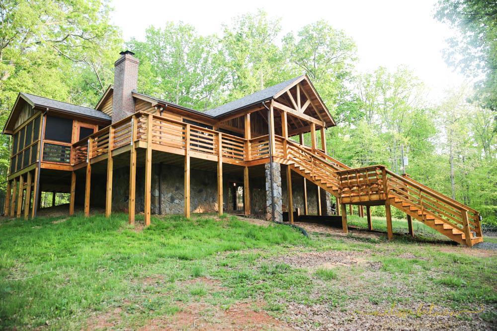 Batman Builders Corporation por Batman Builders Corporation en Lynchburg Virginia
