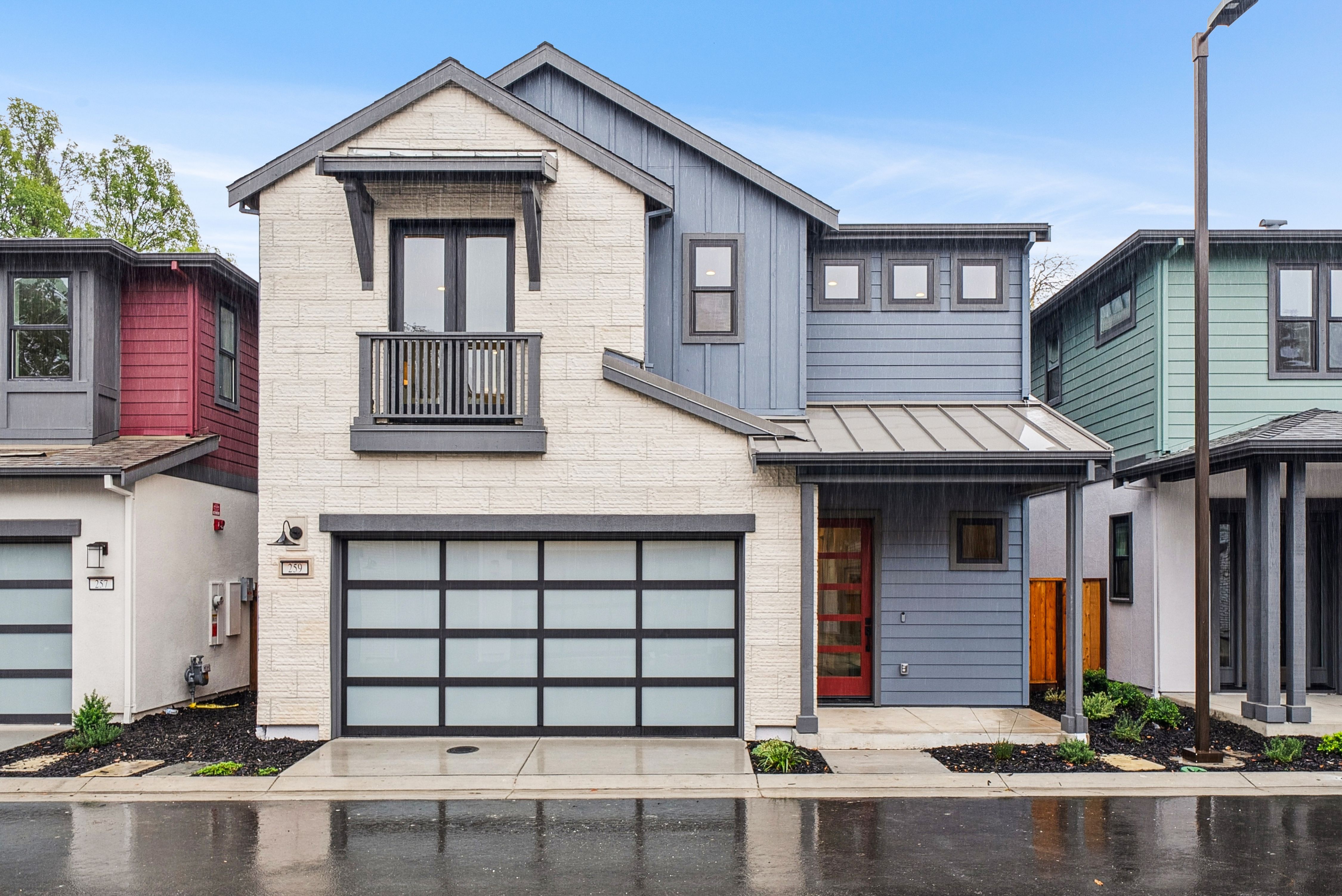 The Oak - Enclave at Walnut Boulevard: Walnut Creek, California - Haven Development