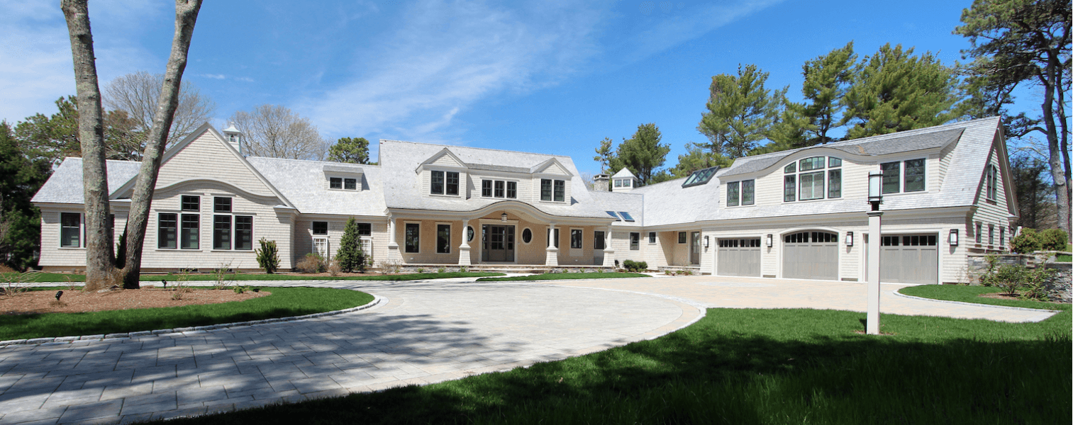 Bayside Building por Bayside Building en Barnstable-Yarmouth Massachusetts