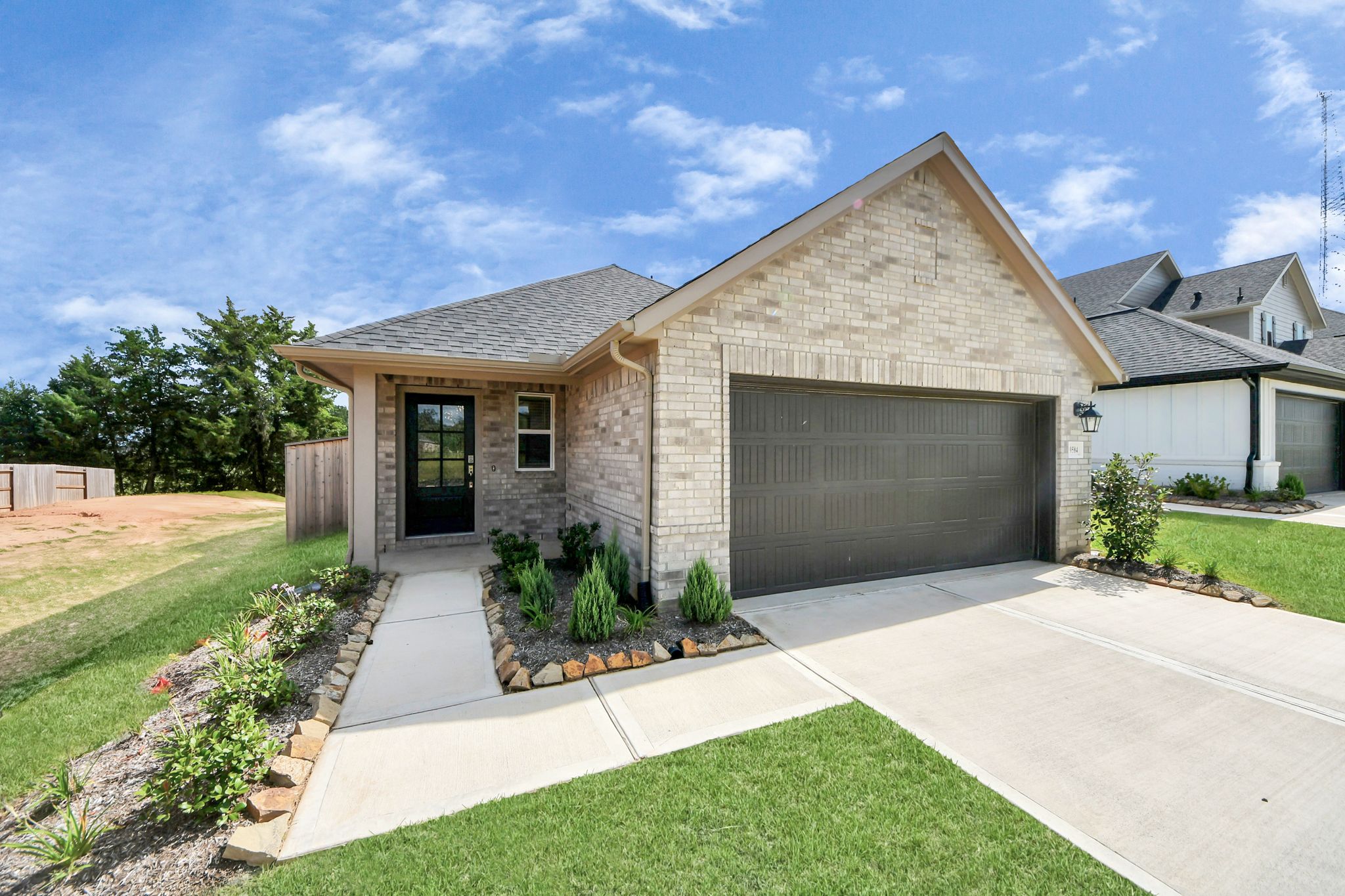 Austin - Montgomery Ridge - Founders Collection: Montgomery, Texas - Beazer Homes