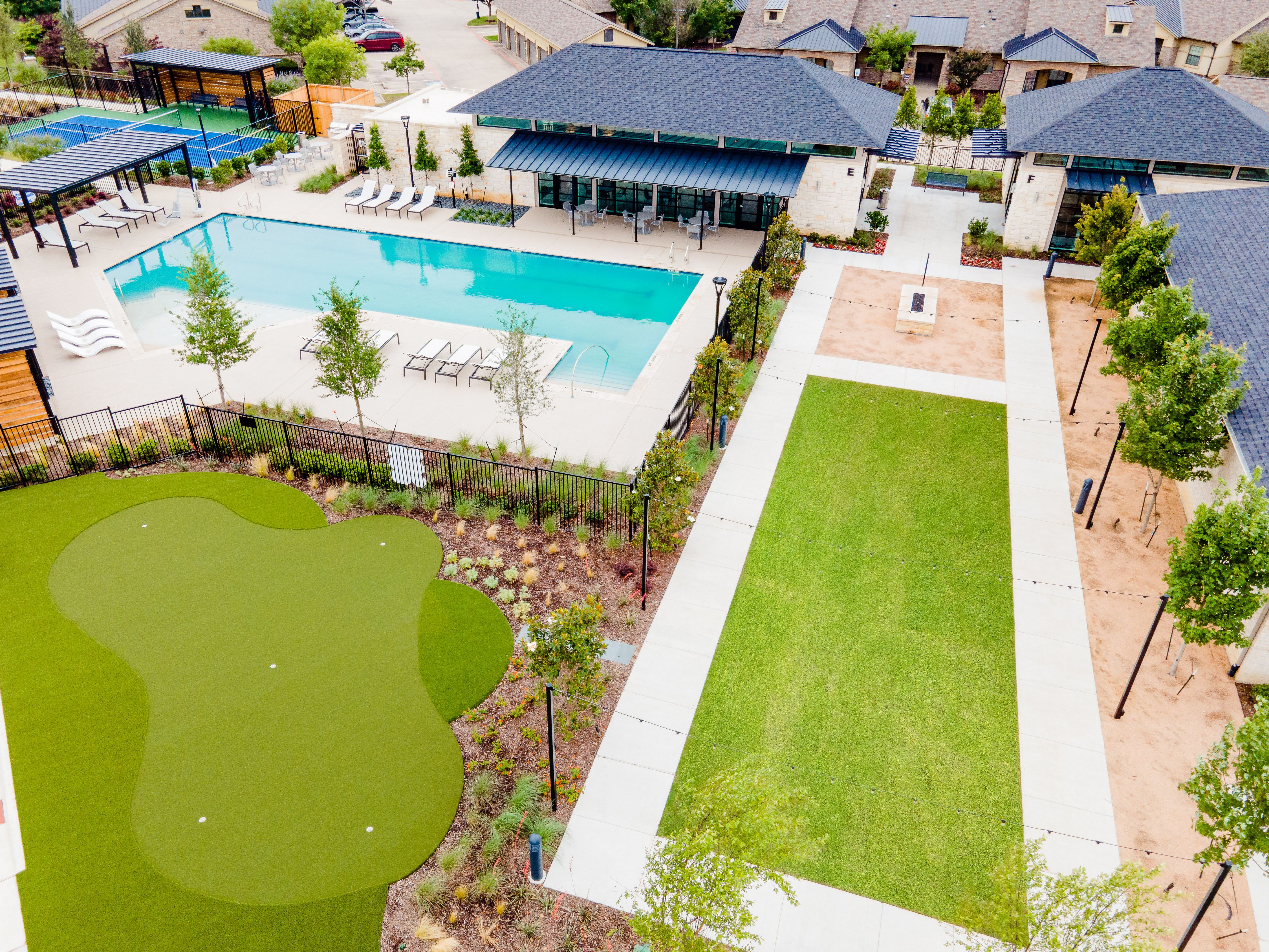 casa en Gatherings at Twin Creeks por Beazer Homes