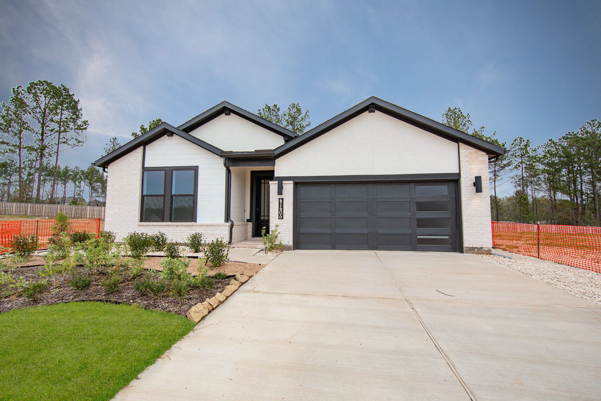 Langston - Colton: Montgomery, Texas - Beazer Homes