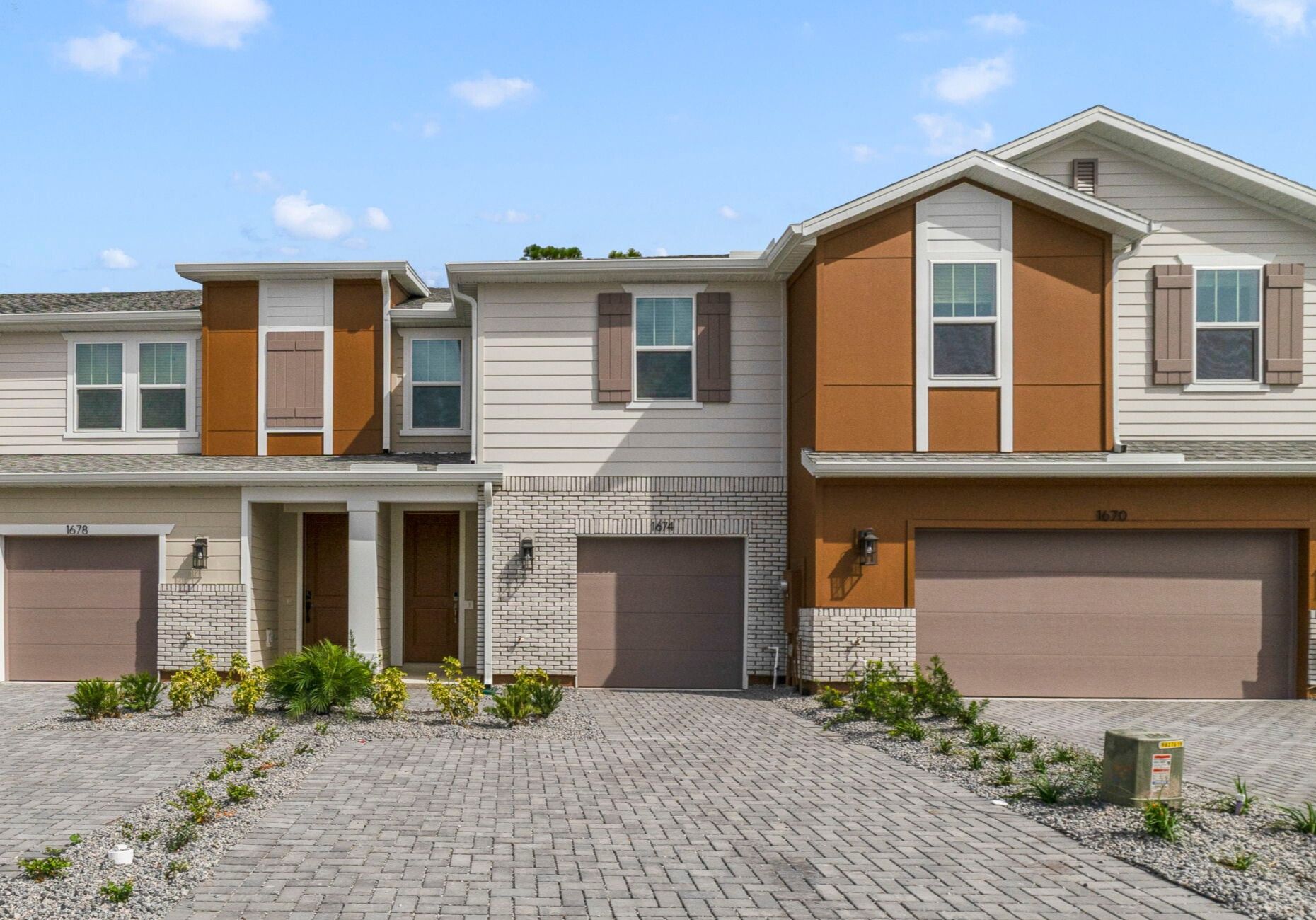Magnolia - Towns at Greenleaf: Oviedo, Florida - Beazer Homes