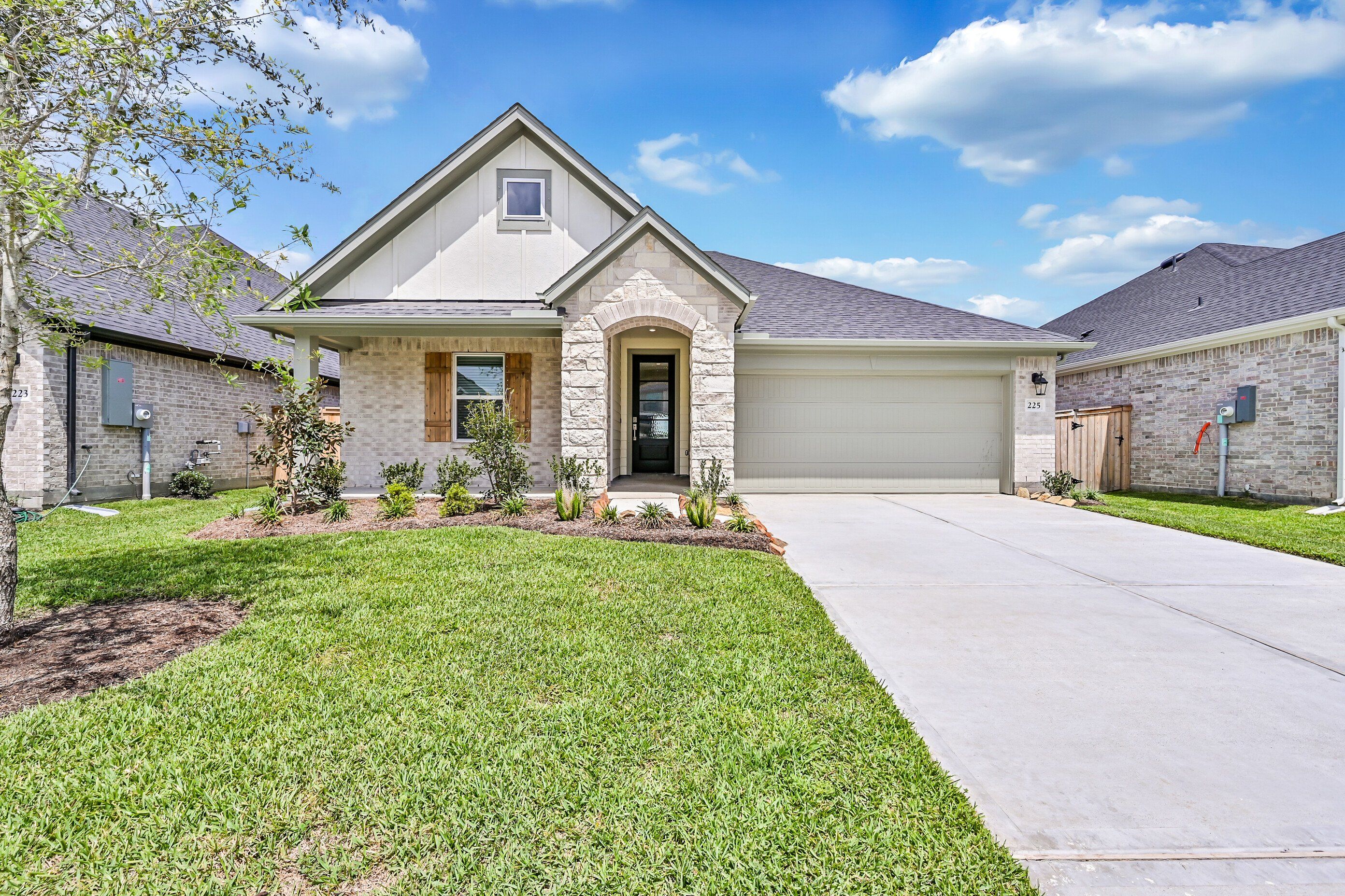 Sierra - Laurel Landing - Landmark Collection: Alvin, Texas - Beazer Homes
