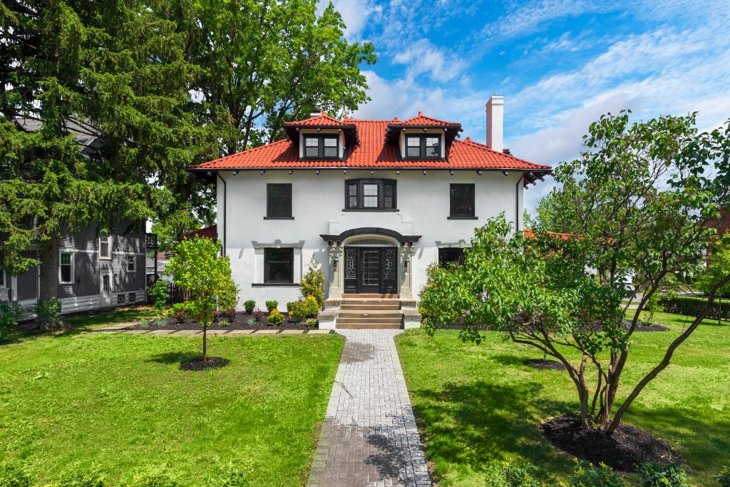 Berges Home LLC por Berges Home LLC en Cleveland Ohio
