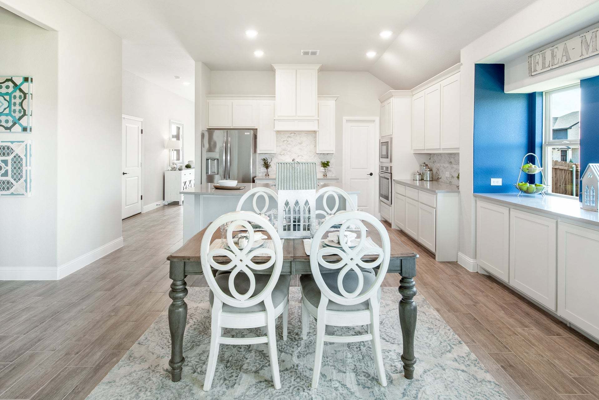 Breakfast Nook