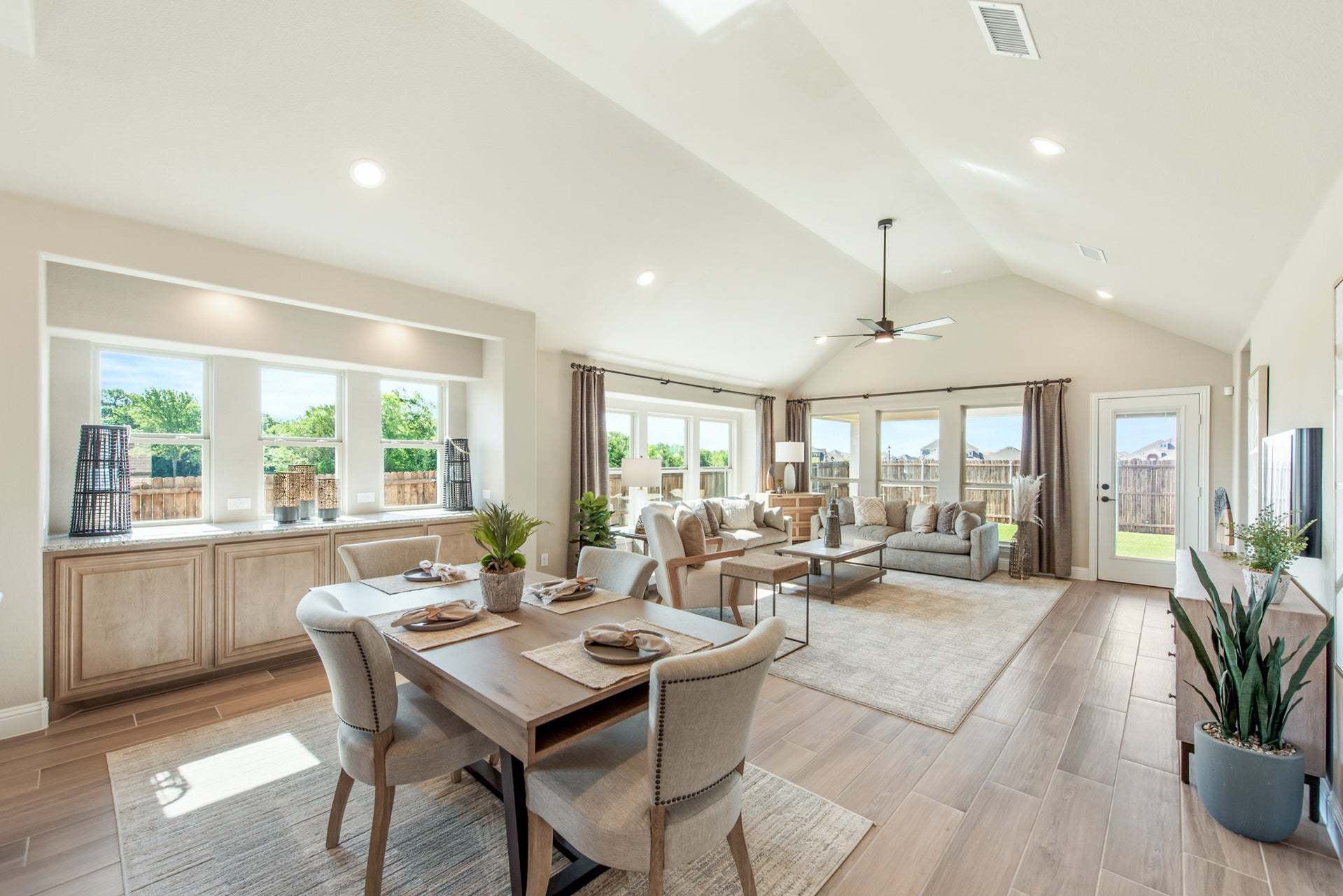 Breakfast Nook