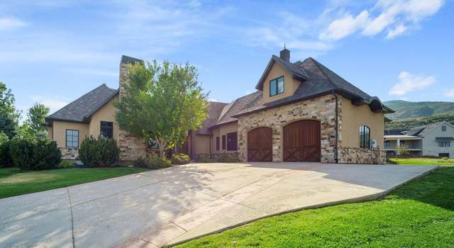 casa en Cascade Meadows por Blue Pine Homes