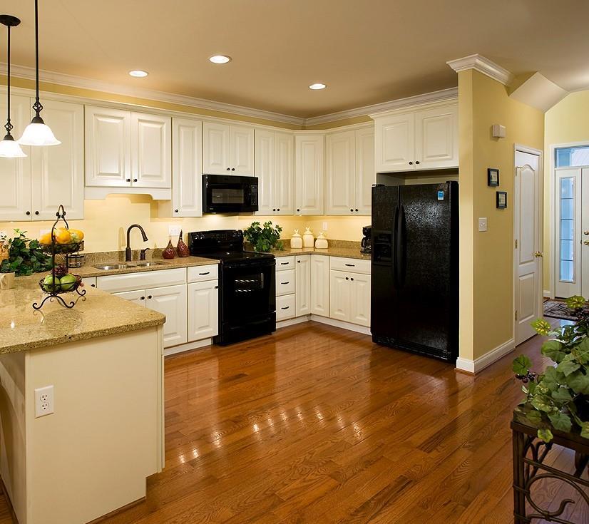 casa en Blue Ridge Builders, Inc. por Blue Ridge Builders, Inc.