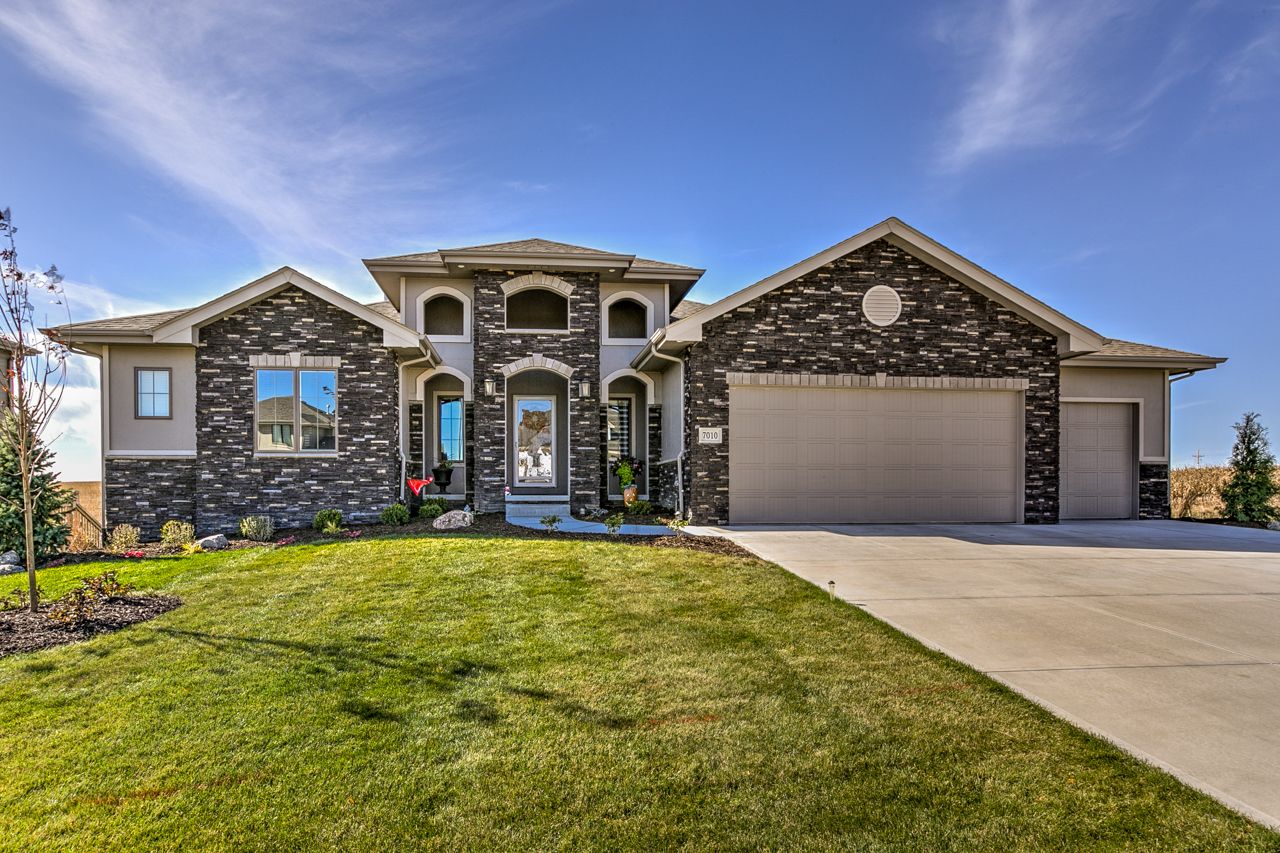 casa en Bluestone Custom Builders por Bluestone Custom Builders
