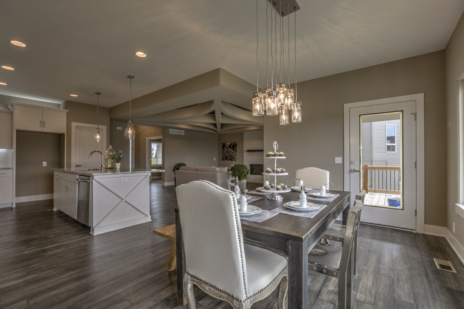 casa en Bluestone Custom Builders por Bluestone Custom Builders
