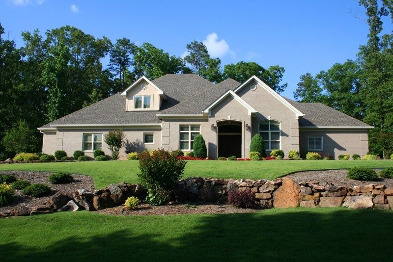 Bragg and Kennedy Homes por Bragg and Kennedy Homes en Little Rock Arkansas