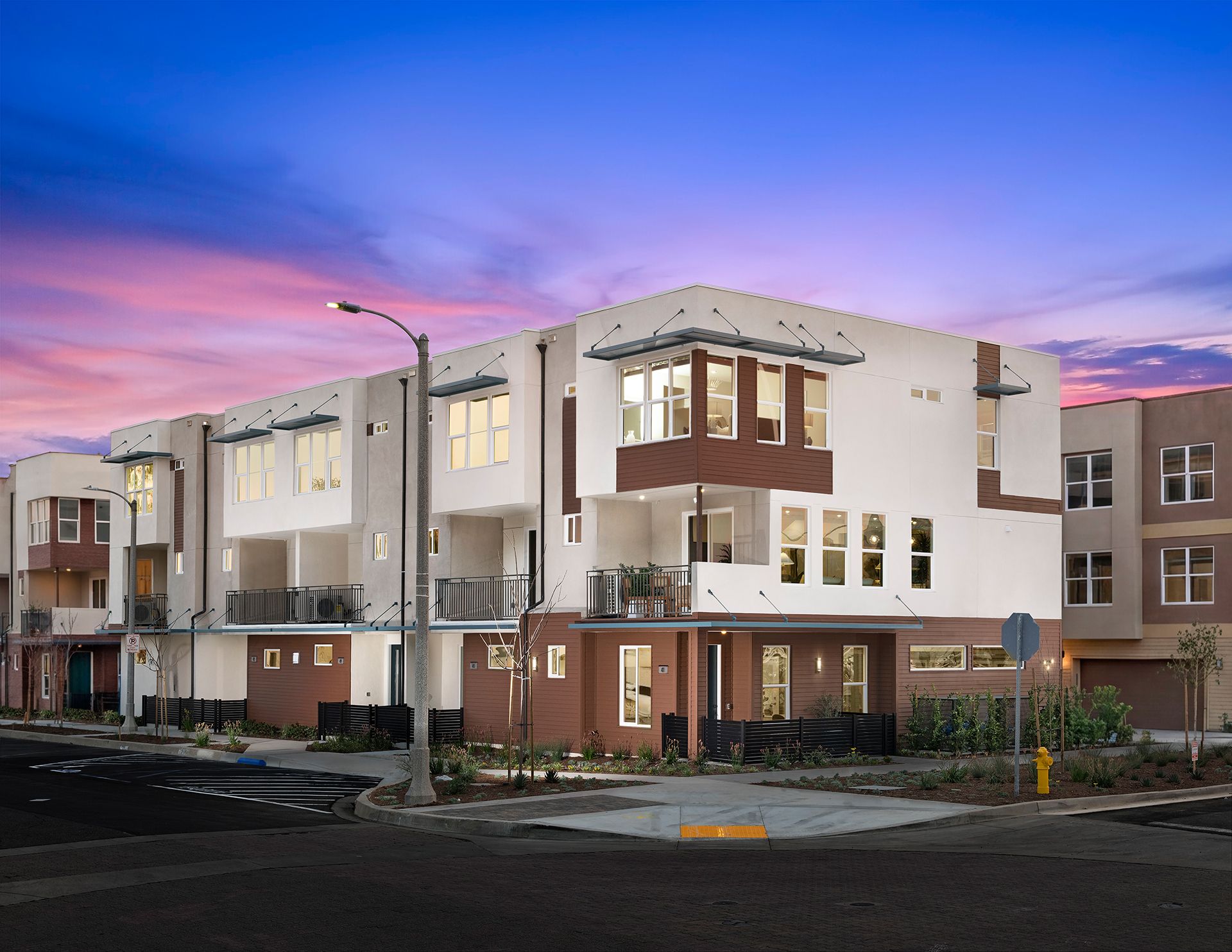 641 E. Mission Blvd (Plan C - Persimmon) Imagen