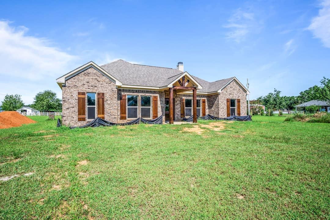 casa en Brian T Armstrong Construction por Brian T Armstrong Construction