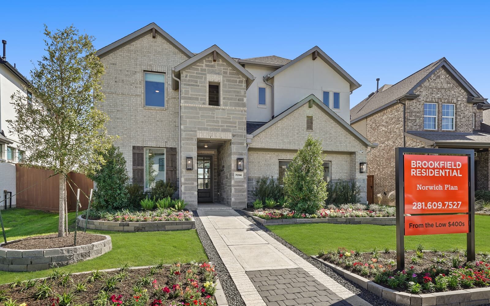 casa en 50' Traditional Homes  at Elyson por Brookfield Residential