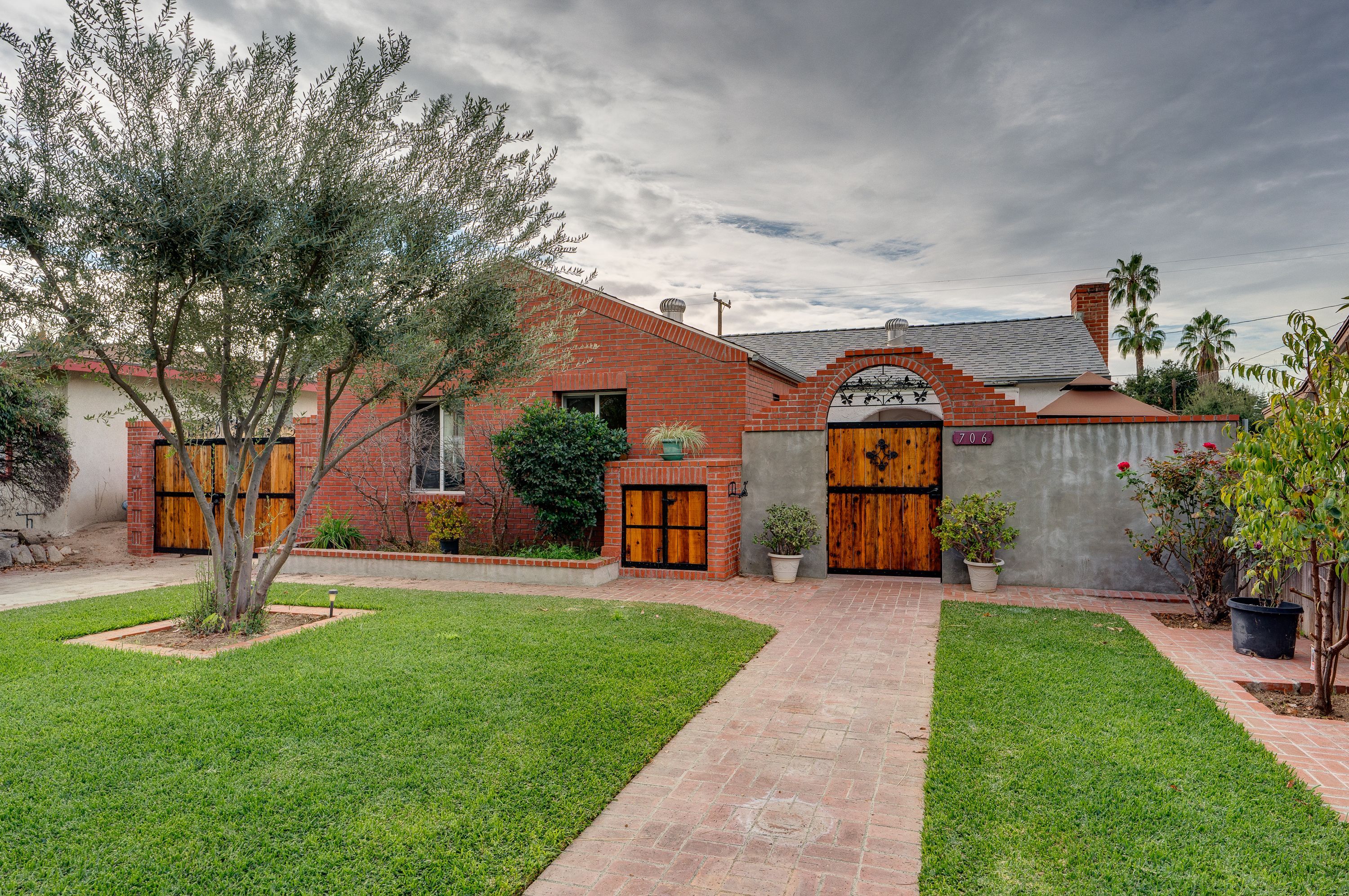casa en Brother Sun Builders por Brother Sun Builders