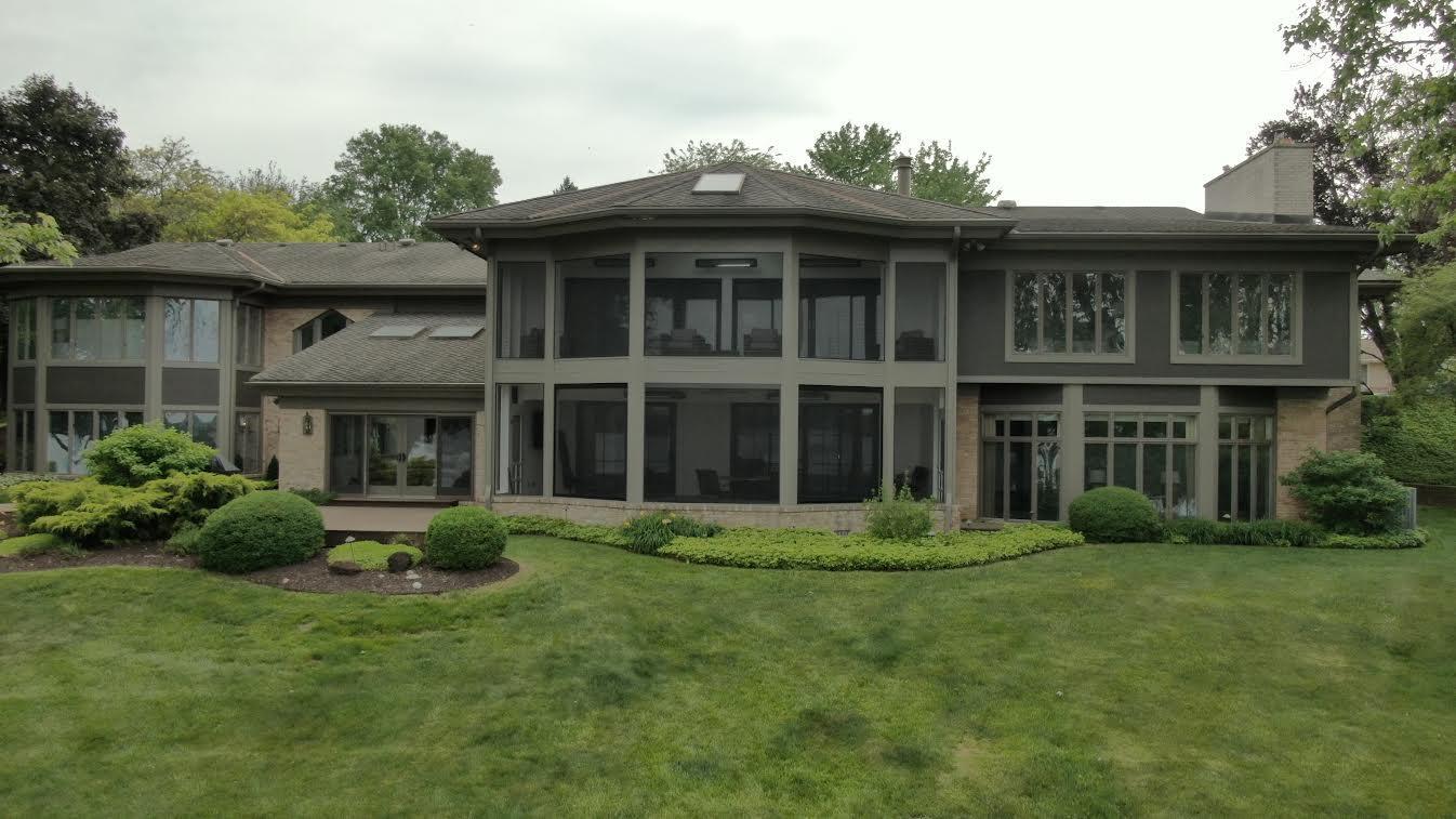 casa en Buhrt Builders Inc. por Buhrt Builders Inc.