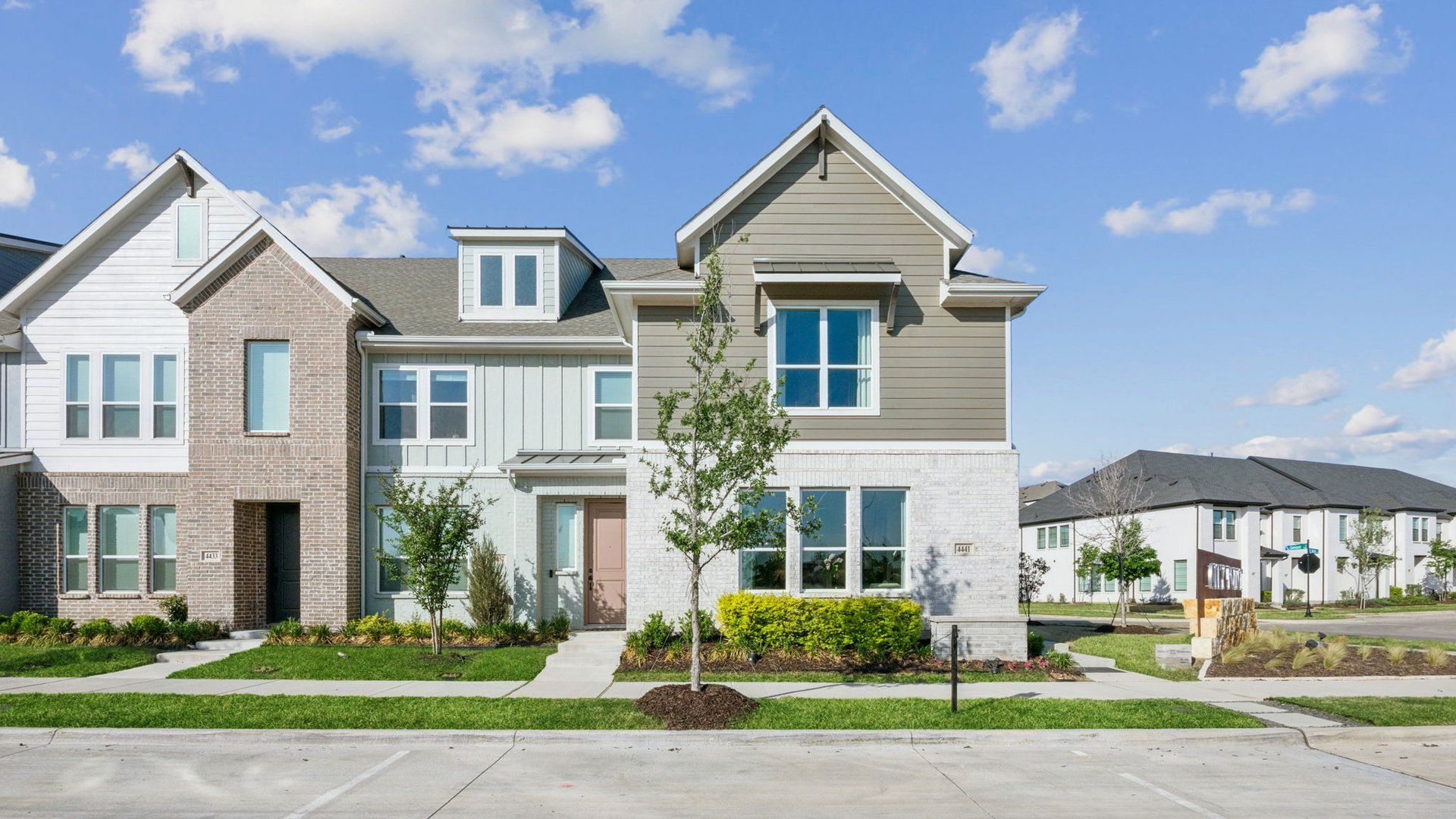 casa en City Point por CB JENI Homes